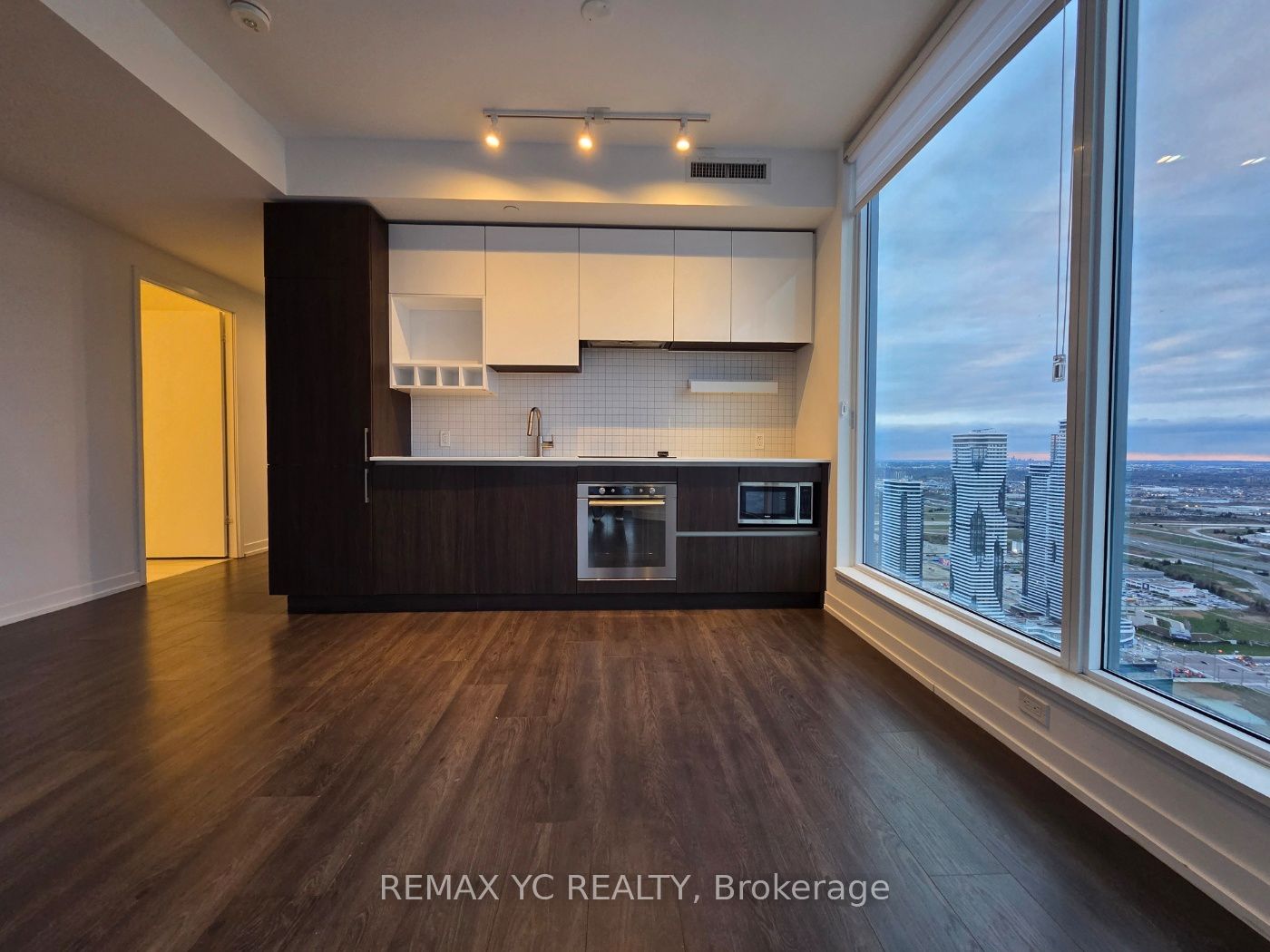 5810-5 Buttermill Avenue, Vaughan, ON, L4K 0J5