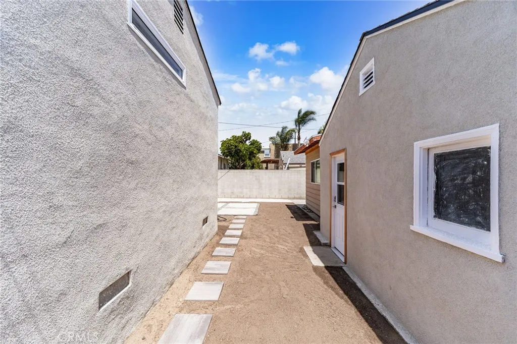 Additional image 37 of 6014 Alviso Ave, Los Angeles, CA 90043