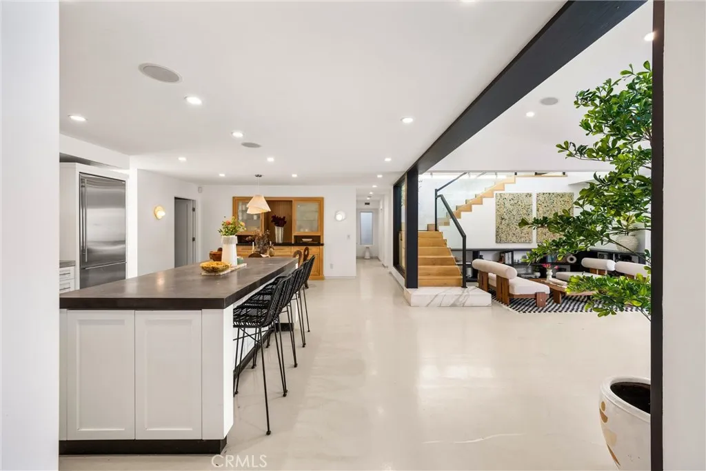 Additional image 4 of 341 Vista Baya, Costa Mesa, CA 92627