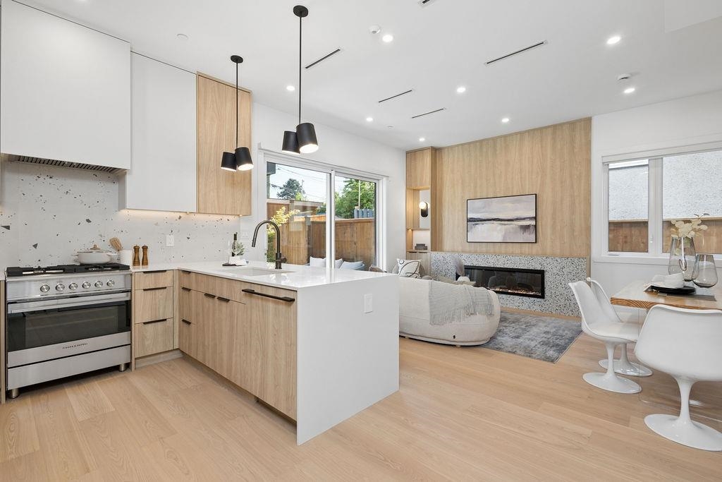 Additional image 5 of 2-2752 Graveley Street, Vancouver, BC, V5K 3J8