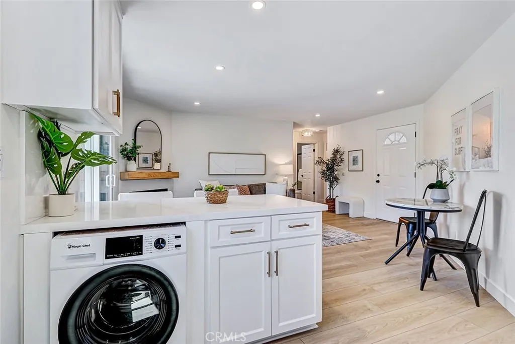 Additional image 8 of 4701 E Anaheim St Unit 304, Long Beach, CA 90804