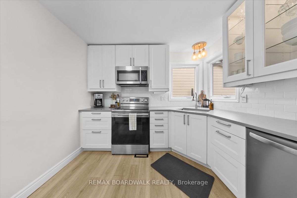 407 Sanderling Crescent, Ottawa, ON, K1E 2V5 photo 4