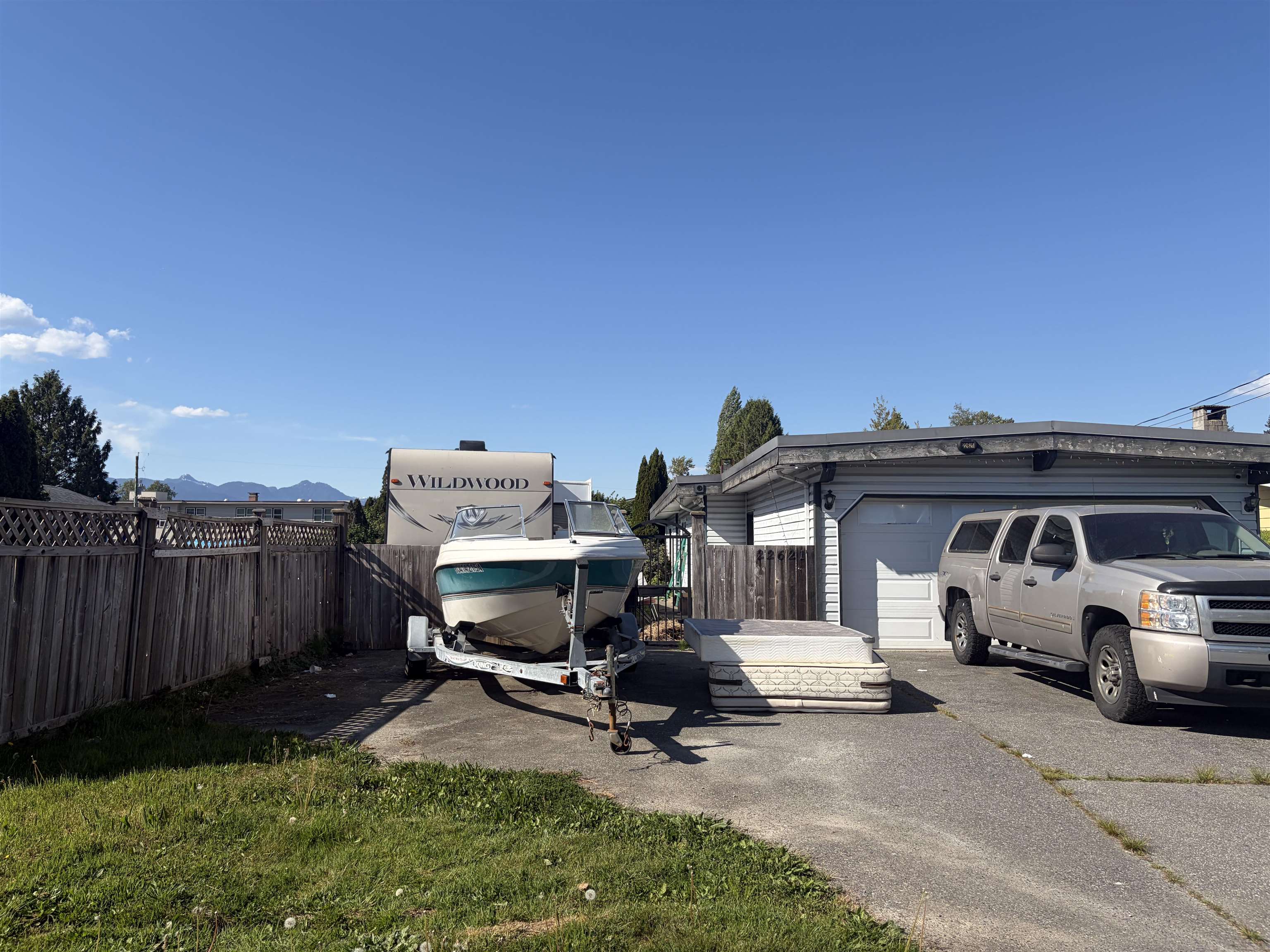Additional image 2 of 22621 Brown Avenue, Maple Ridge, BC, V2X 3R6