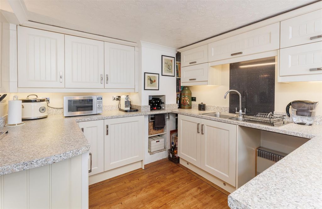 Additional image 9 of 3 bed semi-detached house for saleVentnor, Isle Of Wight PO38