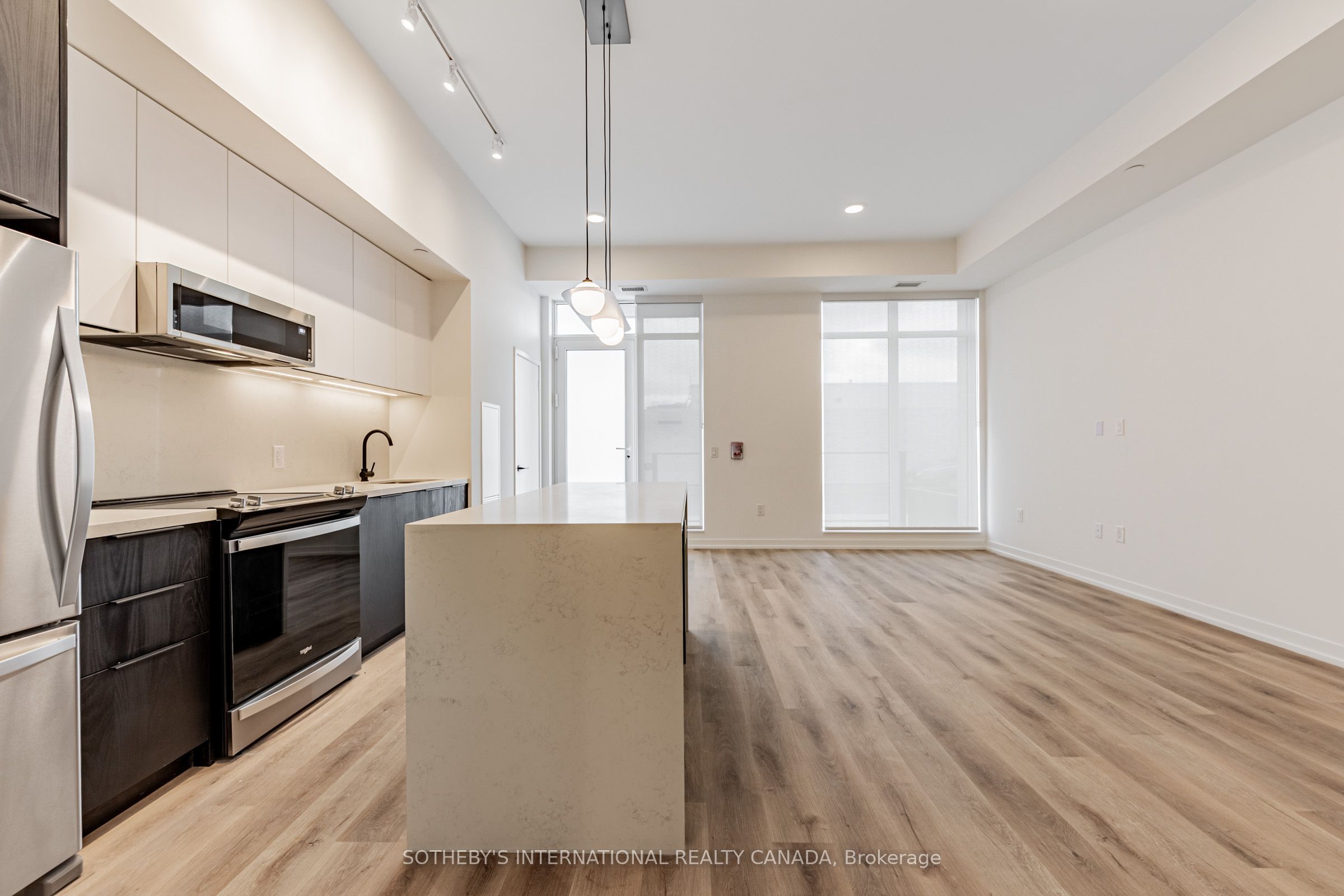 TH#101-5 York Garden Way, Toronto, ON, M6A 2V1