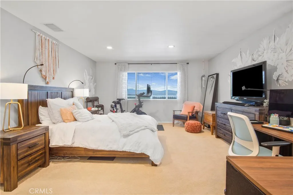 Additional image 63 of 25696 Moore Lane, Stevenson Ranch, CA 91381