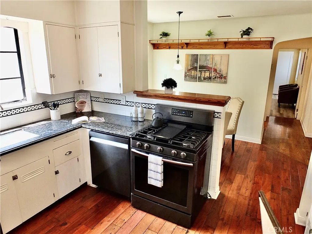 Additional image 12 of 3757 Cerritos Avenue, Long Beach, CA 90807