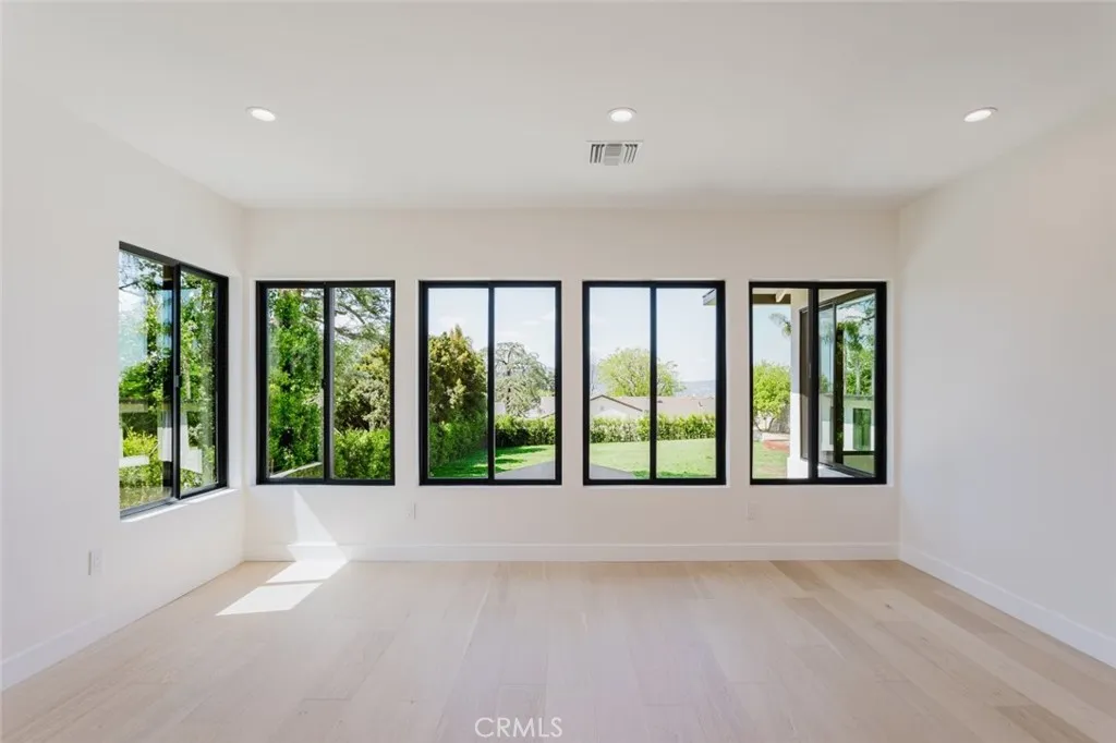 Additional image 130 of 941 Sherlock Drive, Burbank, CA 91501