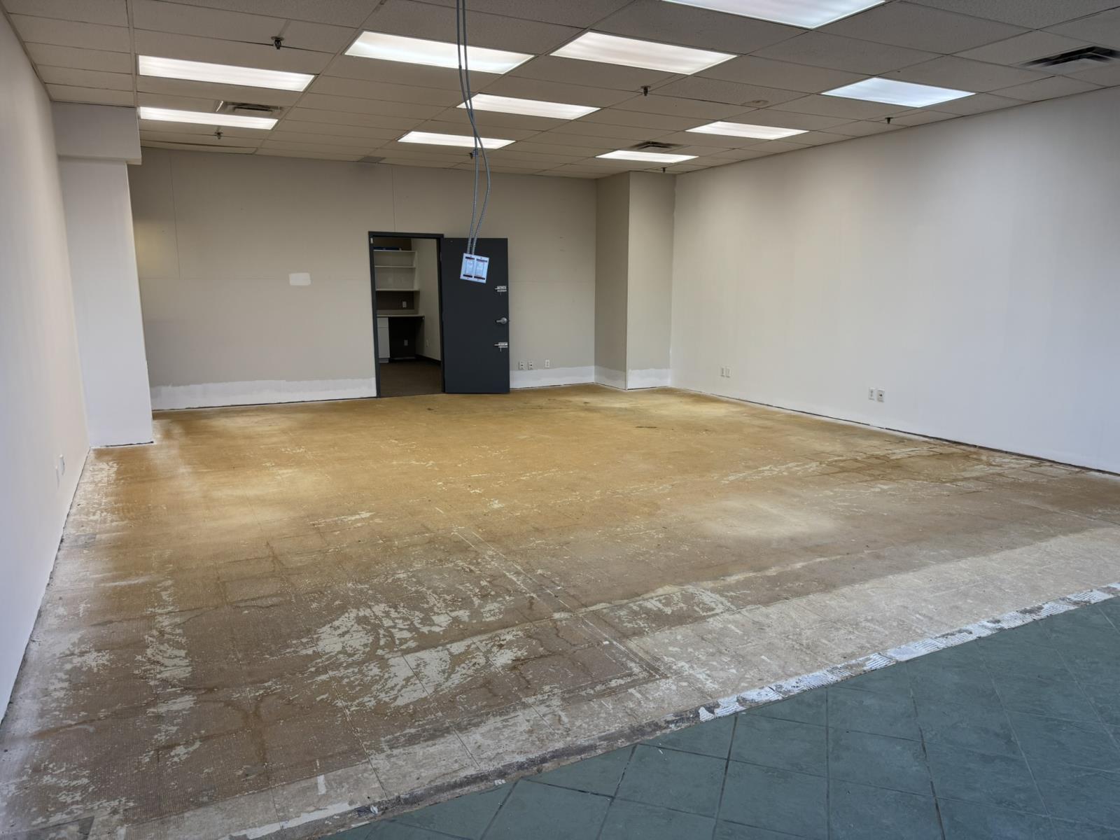 Additional image 3 of 100,-4910 50 Avenue, Cold Lake, AB, T9M0G1
