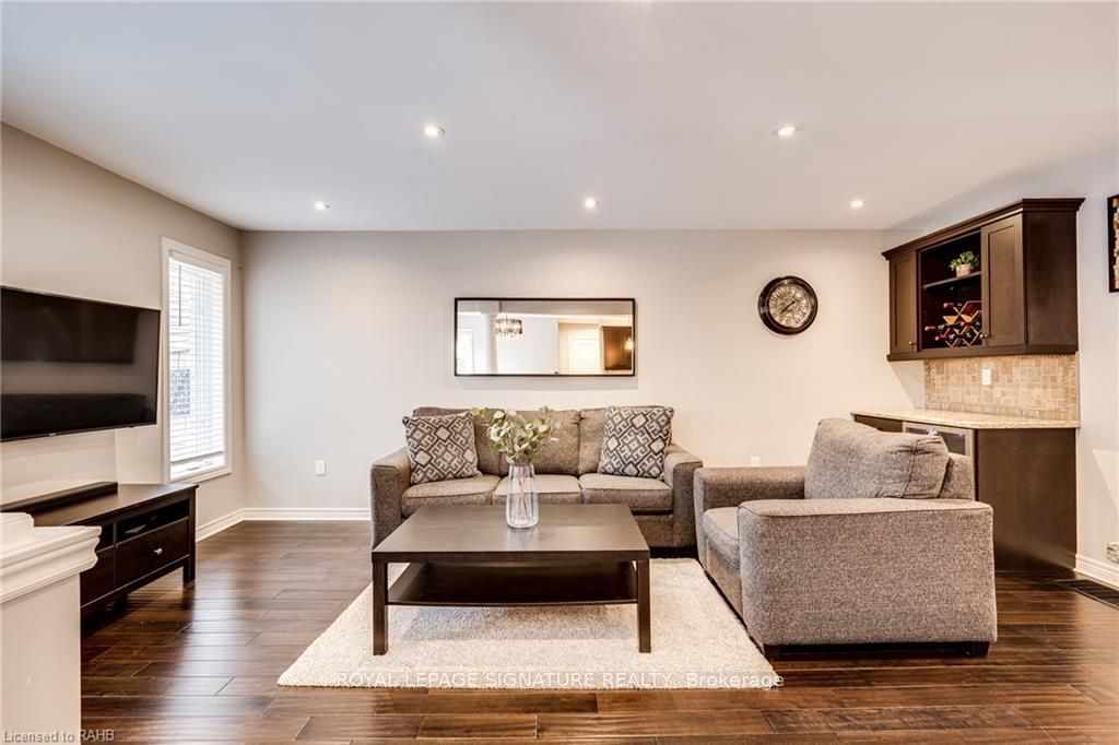 8 Blue Ribbon Way, Hamilton, ON, L0R 1C0 photo 5