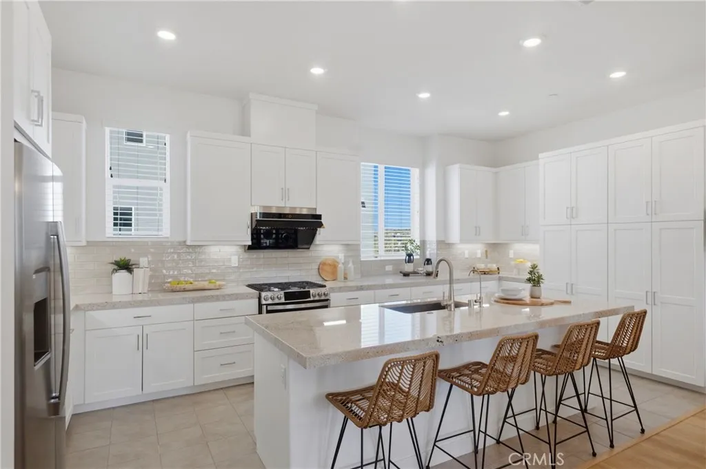 Additional image 55 of 253 Sash, Irvine, CA 92618