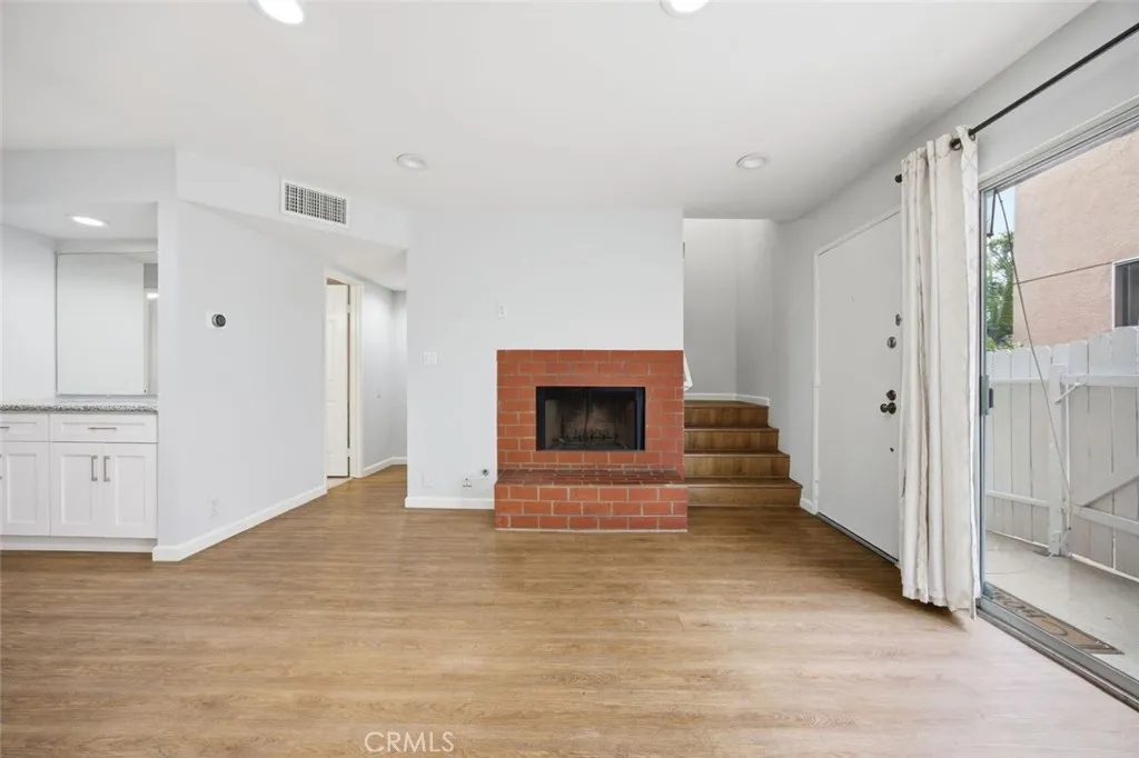Additional image 30 of 8927 Cedros Avenue Unit 8, Panorama City, CA 91402