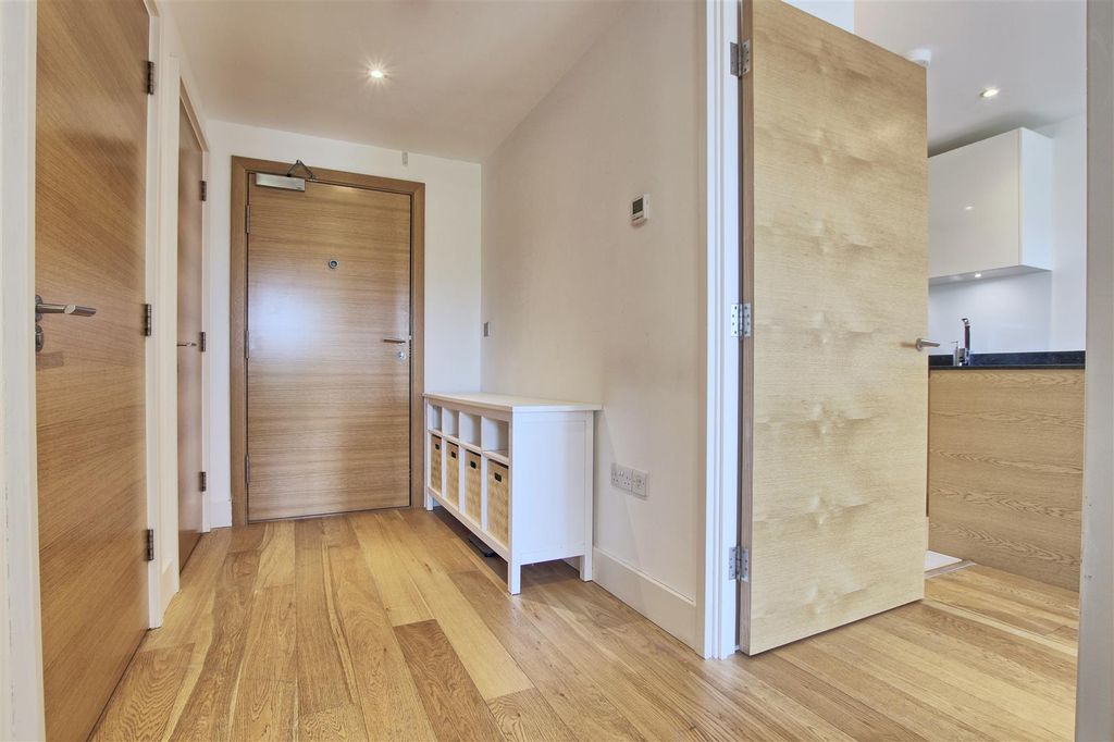 Additional image 7 of 1 bed flat for saleKingsley Walk, Cambridge CB5
