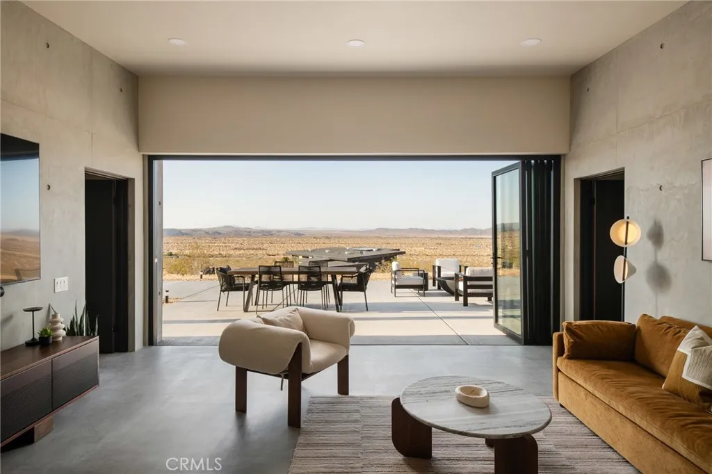 Additional image 5 of 6817 Arizona Avenue, Joshua Tree, CA 92252