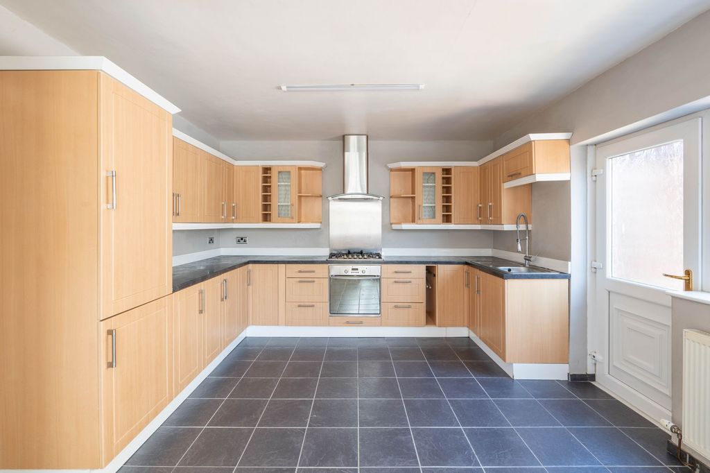 Additional image 5 of 3 bed semi-detached house for saleSouth Avenue, Prestatyn LL19