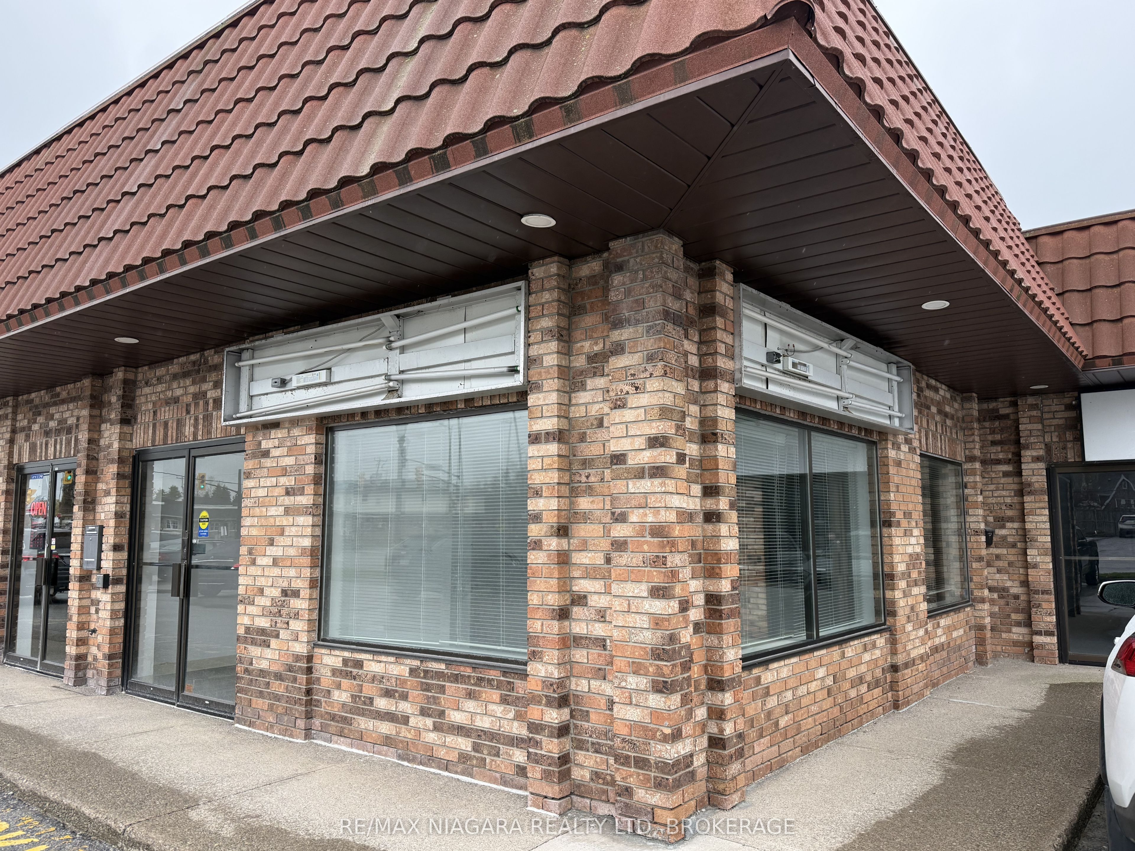 8-224 Garrison Road, Fort Erie, ON, L2A 1M7
