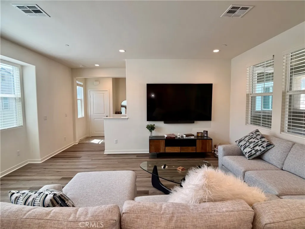 Additional image 100 of 16064 Jamie St Unit 8, Fontana, CA 92336