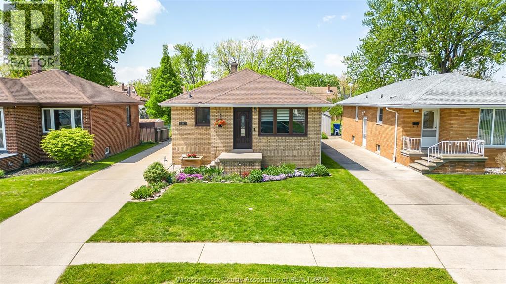 1347 Bernard Road, Windsor, ON, N8Y4K2