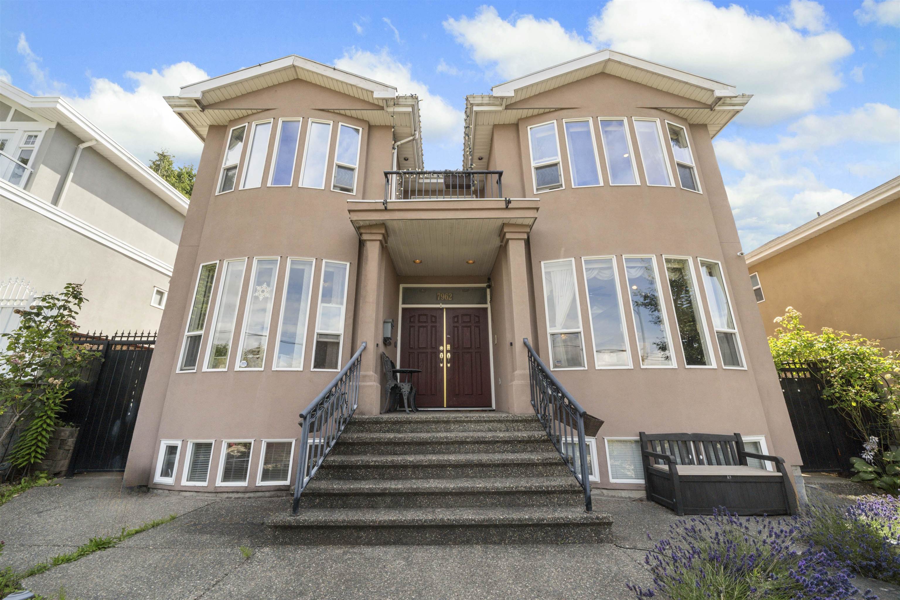 7962 Victoria Drive, Vancouver, BC, V5P 4A5