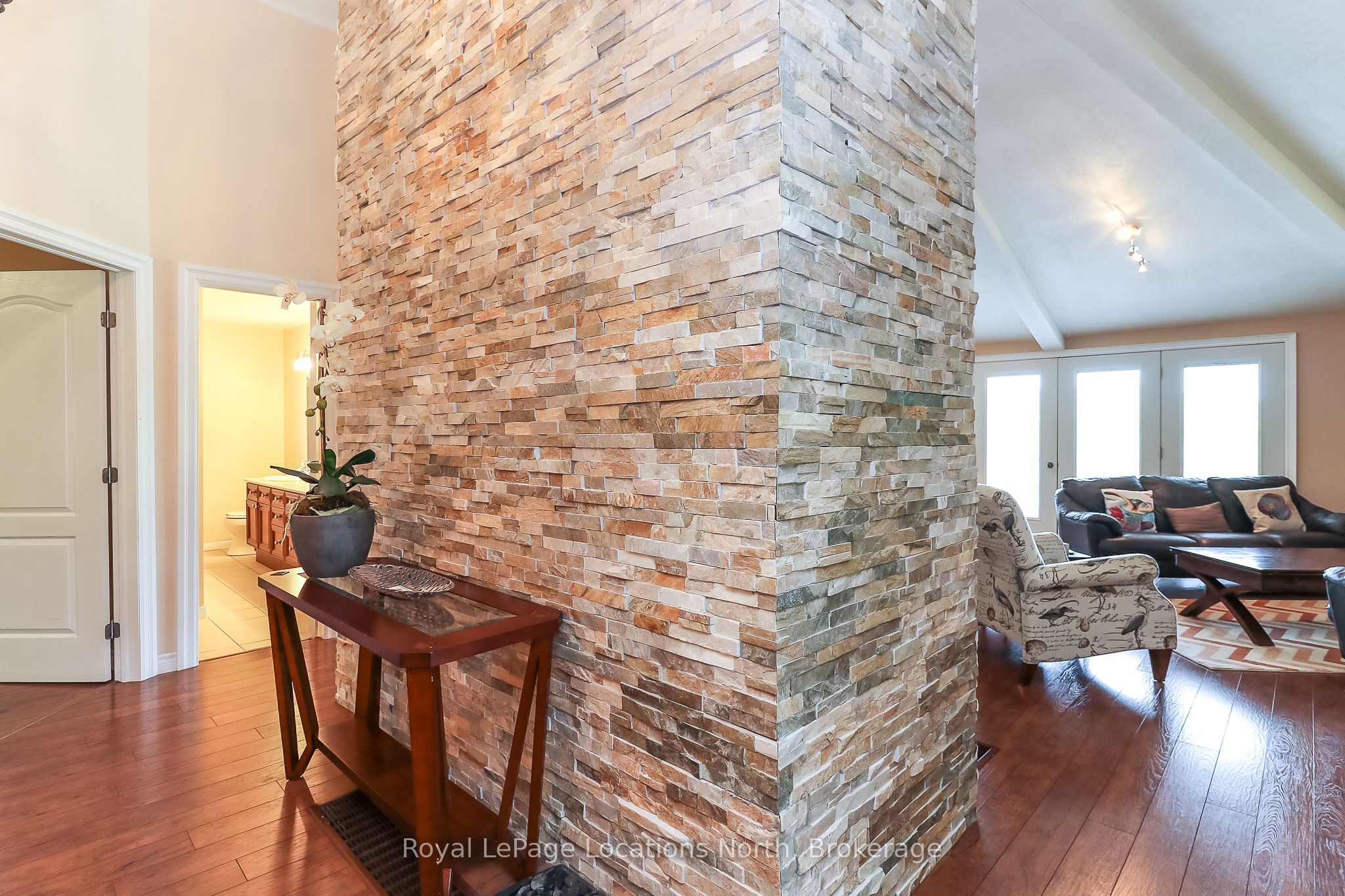 Additional image 4 of 10 Sunset Court, Wasaga Beach, ON, L9Z 2A9