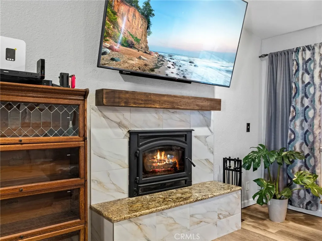 Additional image 47 of 12190 Mission St, Oak Hills, CA 92344