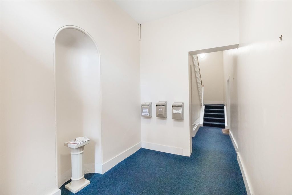Additional image 15 of 2 bed flat for saleUnion Street, Greenock PA16