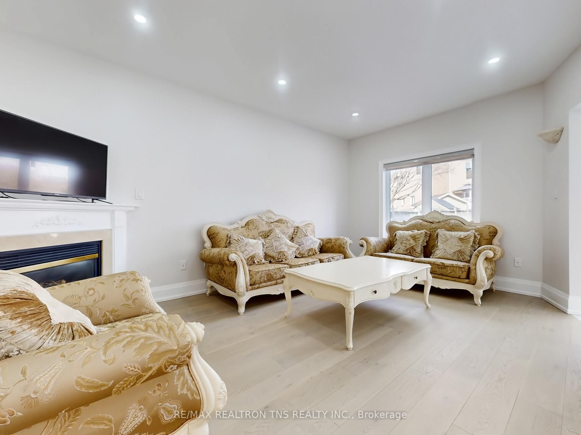 Additional image 3 of 77 Frank Endean Road, Richmond Hill, ON, L4S 1X2