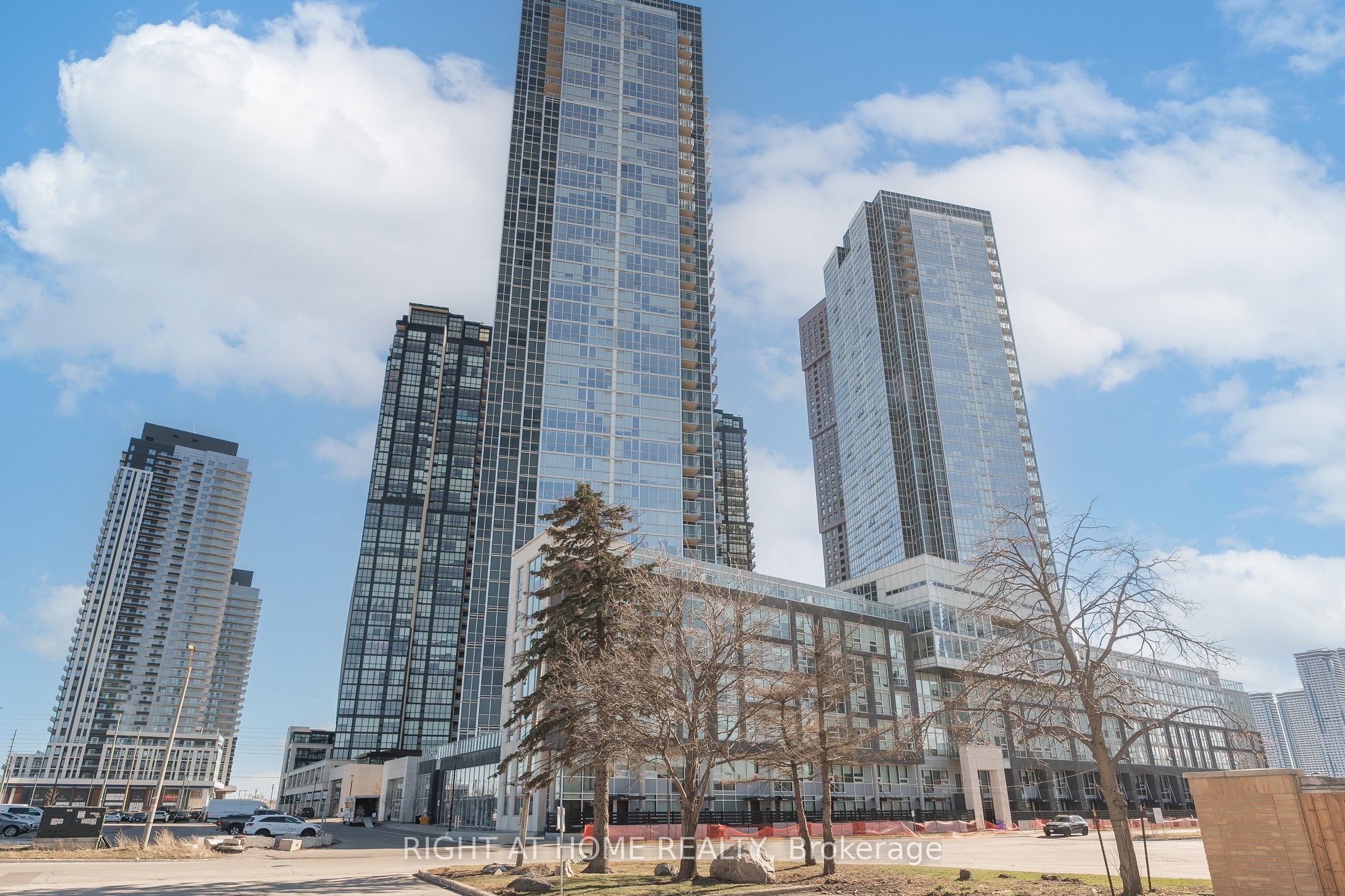 109-2908 Highway 7 Road, Vaughan, ON, L4K 0K5