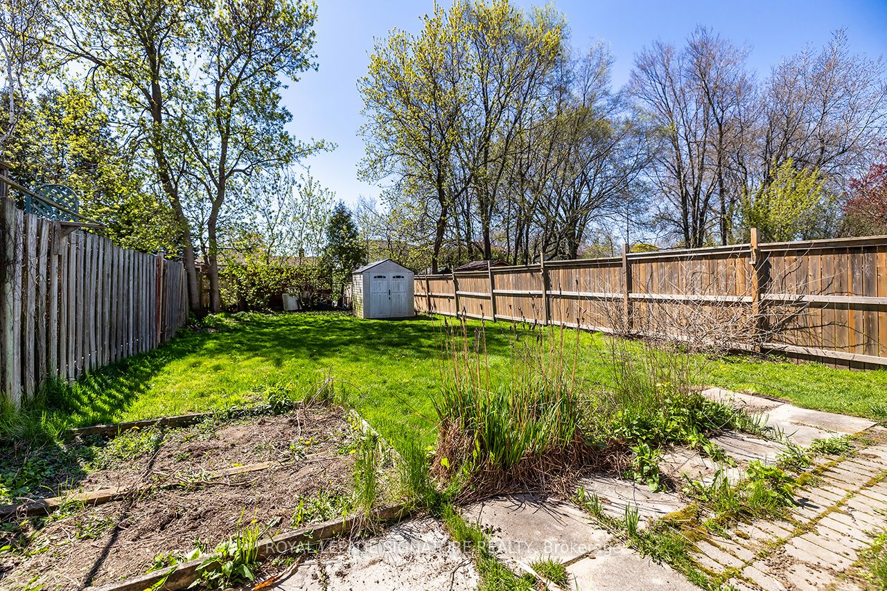 Additional image 4 of 593 Gibb Street, Oshawa, ON, L1J 1Z6