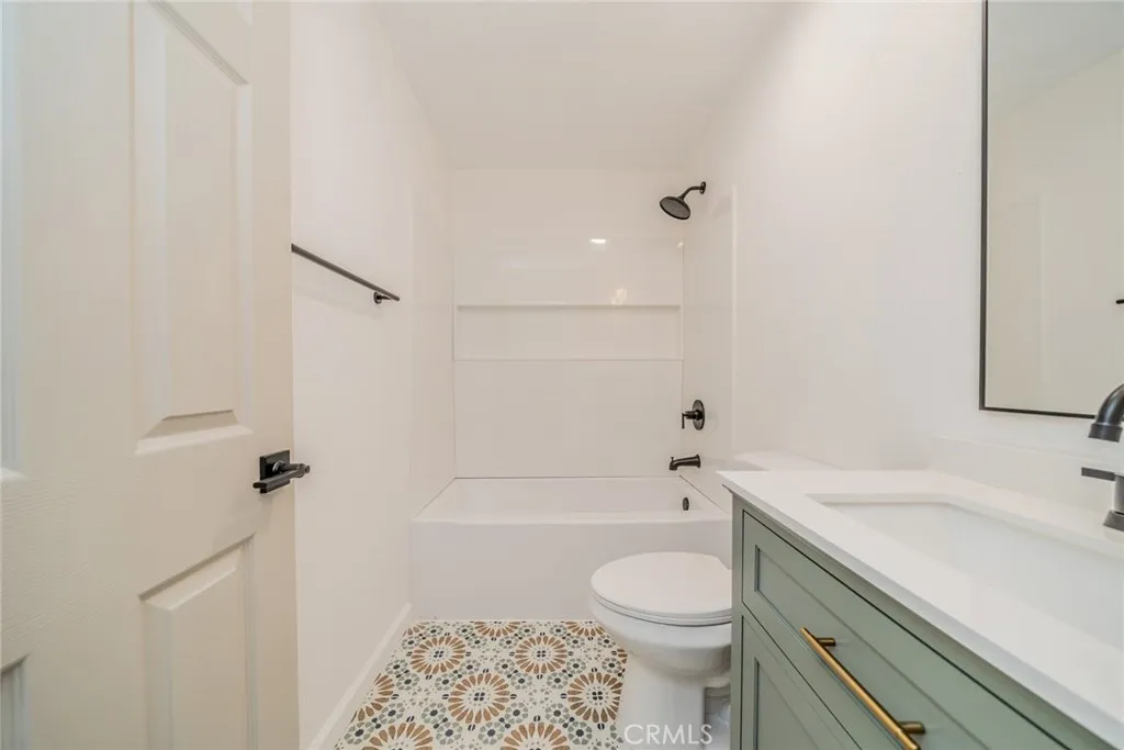Additional image 20 of 555 N Chestnut Ave, Rialto, CA 92376