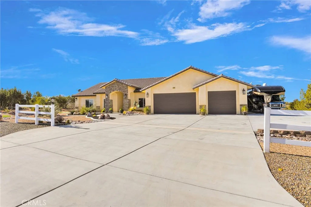 Additional image 66 of 8140 Heartland Cir, Oak Hills, CA 92344