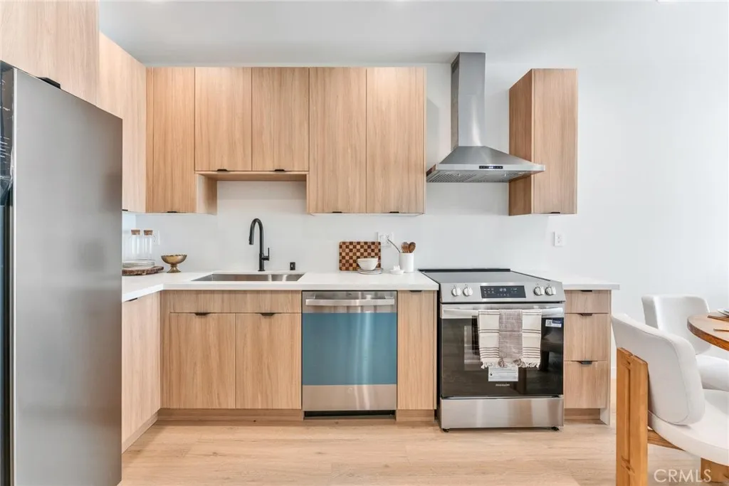 Additional image 22 of 1604 N Kingsley, Los Angeles, CA 90027