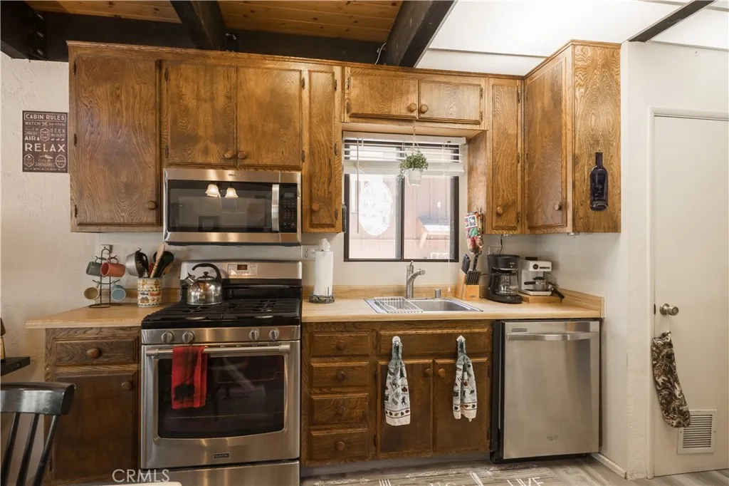 Additional image 13 of 39945 Trail Of The Whispering Pines Pnes, Big Bear Lake, CA 92315