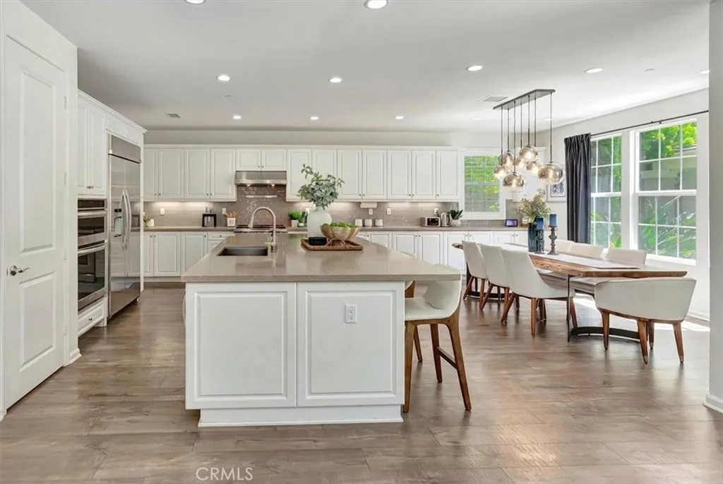 142 Yellow Daisy, Irvine, CA 92618 photo 4