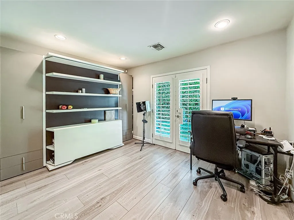 Additional image 146 of 23433 Hatteras St, Woodland Hills, CA 91367