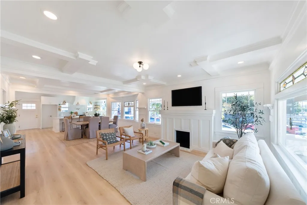 Additional image 9 of 3890 S Harvard Boulevard, Los Angeles, CA 90062