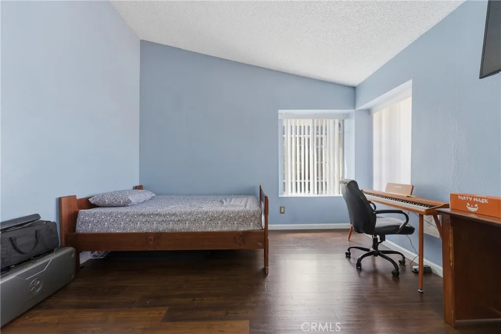 Additional image 32 of 700 W Almond Street, Compton, CA 90220