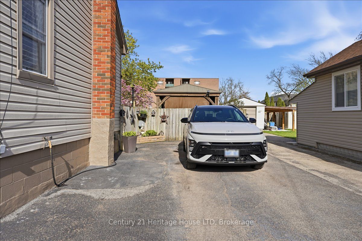 Additional image 4 of 18 Northhaven Road, Welland, ON, L3C 1X1