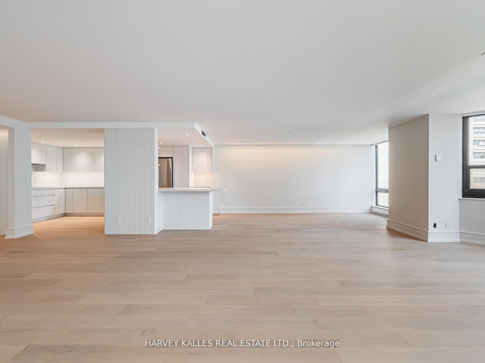 Additional image 5 of 1703-1166 Bay Street, Toronto, ON, M5S 2X8