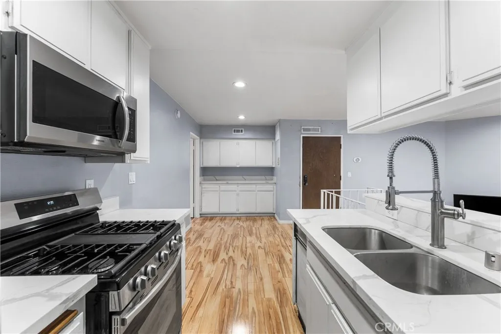 Additional image 48 of 5500 Lindley Ave Unit 106, Encino, CA 91316