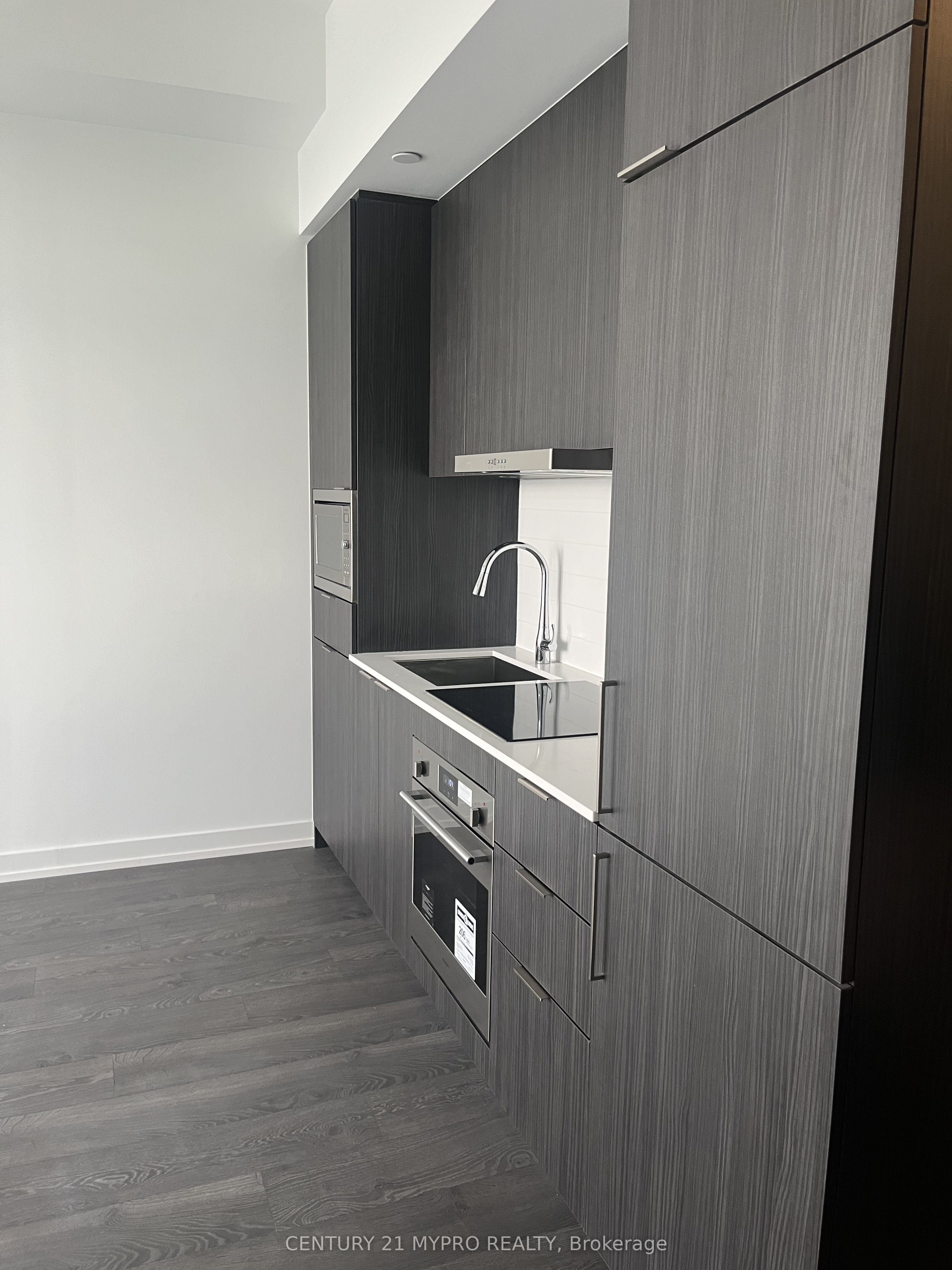 Additional image 3 of S1908-8 Olympic Garden Drive, Toronto, ON, M2M 0B9