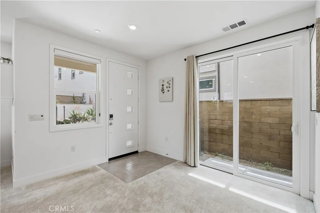208 Yerba, Irvine, CA 92618 photo 5