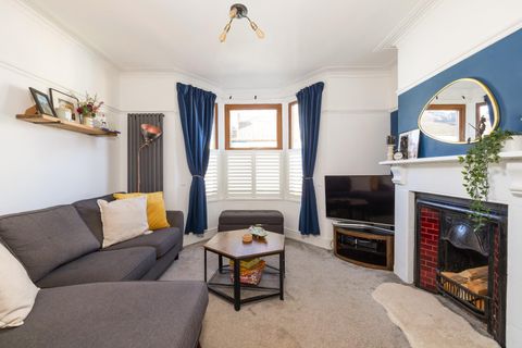 St. Lukes Crescent, Totterdown BS3