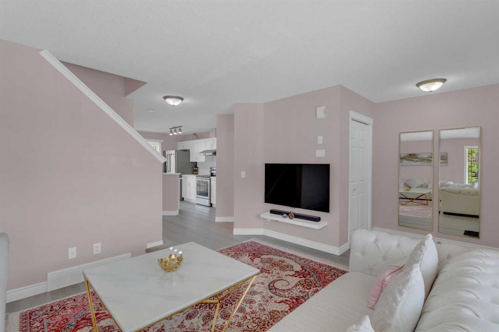 Additional image 5 of 47 Panatella Park NW, Calgary, AB, T3K 6L5