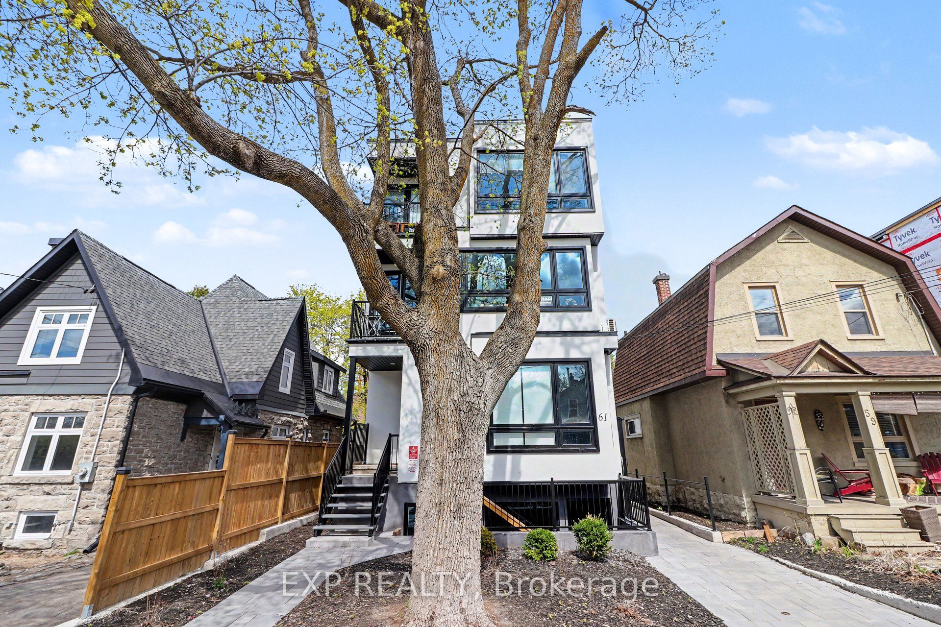 Additional image 3 of A-61 Pinehurst Avenue, Ottawa, ON, K1Y 1K5