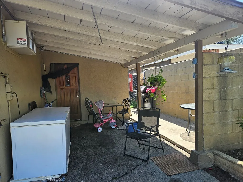 Additional image 80 of 537 E 3rd St, Rialto, CA 92376