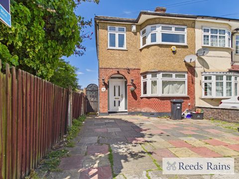 Park Lane, Chadwell Heath, Romford RM6