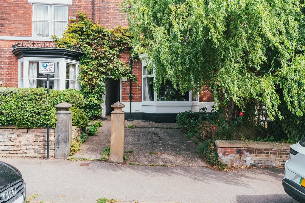 Additional image 20 of 4 bed terraced house for saleSouthgrove Road, Sheffield S10