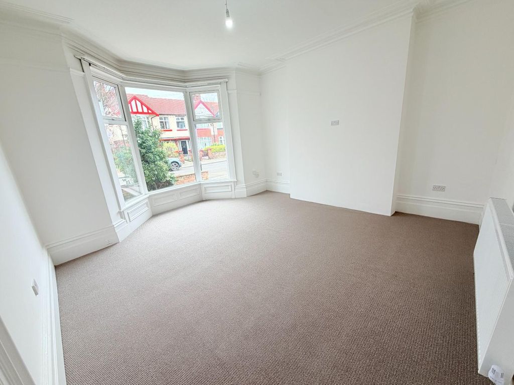 Additional image 6 of 5 bed semi-detached house for saleHutton Avenue, Hartlepool TS26