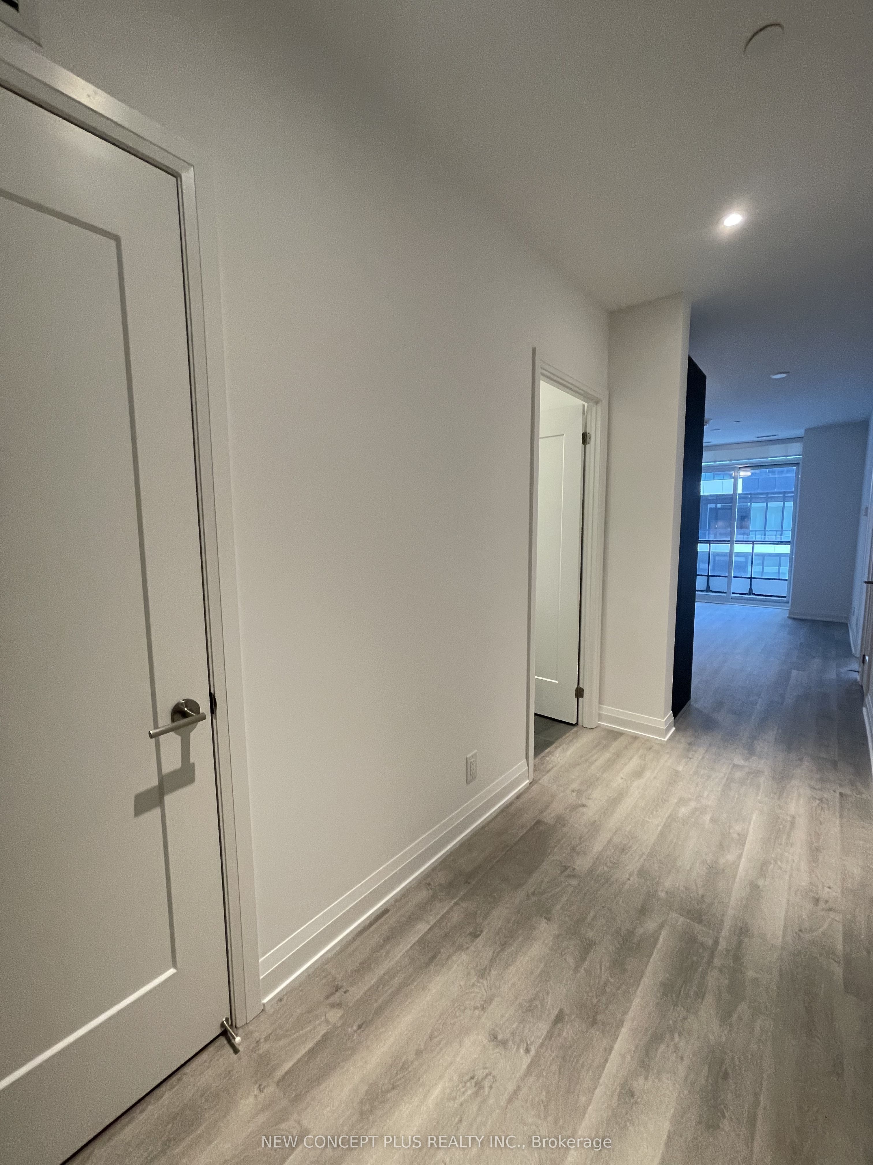 Additional image 2 of 403-65 Broadway Avenue, Toronto, ON, M4P 1T9